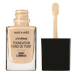 Imagen de Base Liquida Wet N Wild Photofocus Dewy Porcelain N°1517