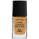 Imagen de Base Liquida Wet N Wild Photofocus Dewy Caramel N°1530
